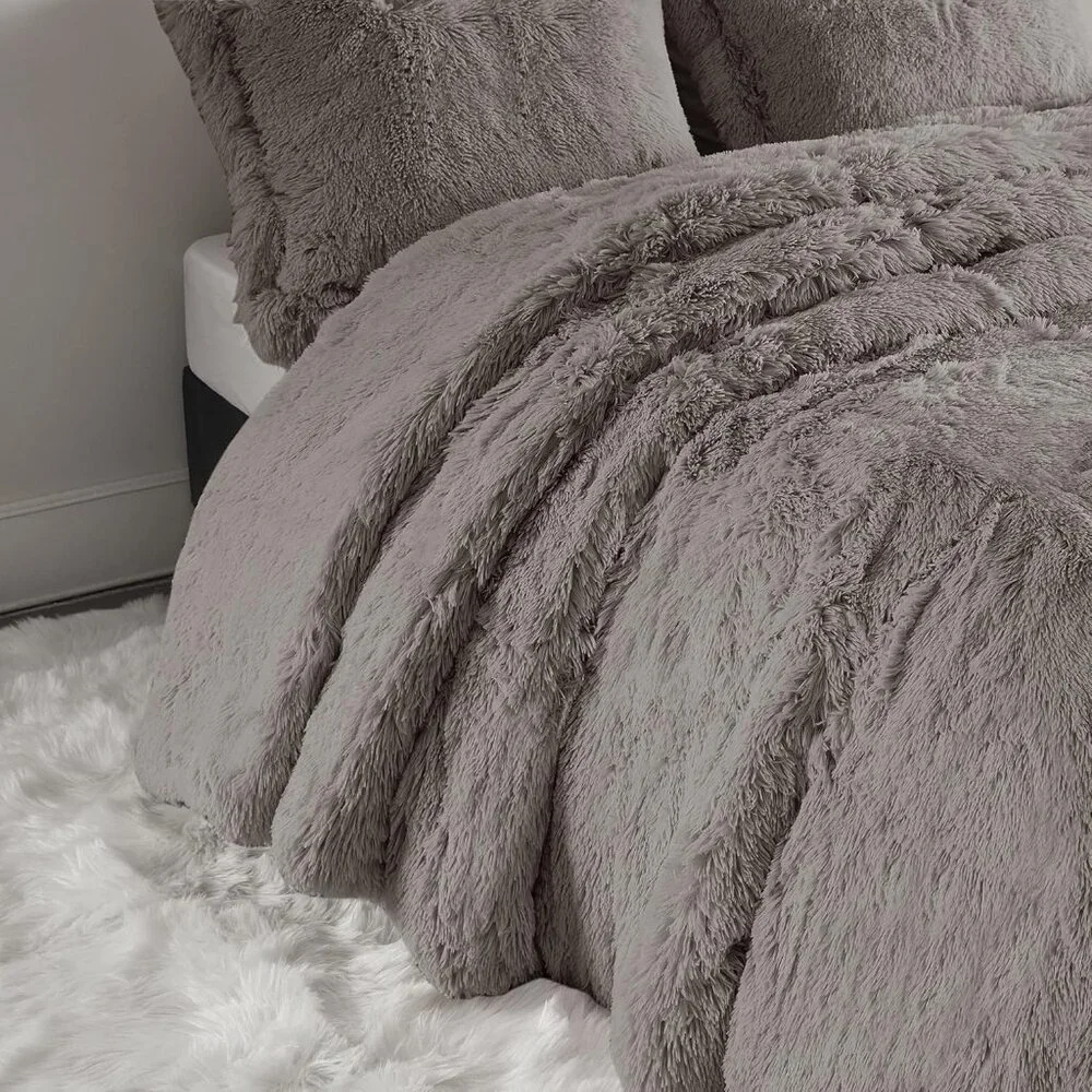 Shaggy Duvet with Quilted Box Design